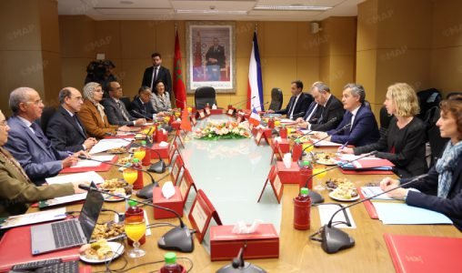 Hicham Balaoui et Gérald Darmanin lors de leur entretien à Rabat