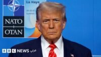 الرئيس الأمريكي دونالد ترامب خلال مشاركته في قمة الناتو في لاهاي، هولندا