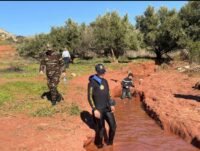 فرق البحث من الدرك الملكي والوقاية المدنية تبحث عن تلميذة مفقودة قرب واد في منطقة واويزغت بأزيلال.