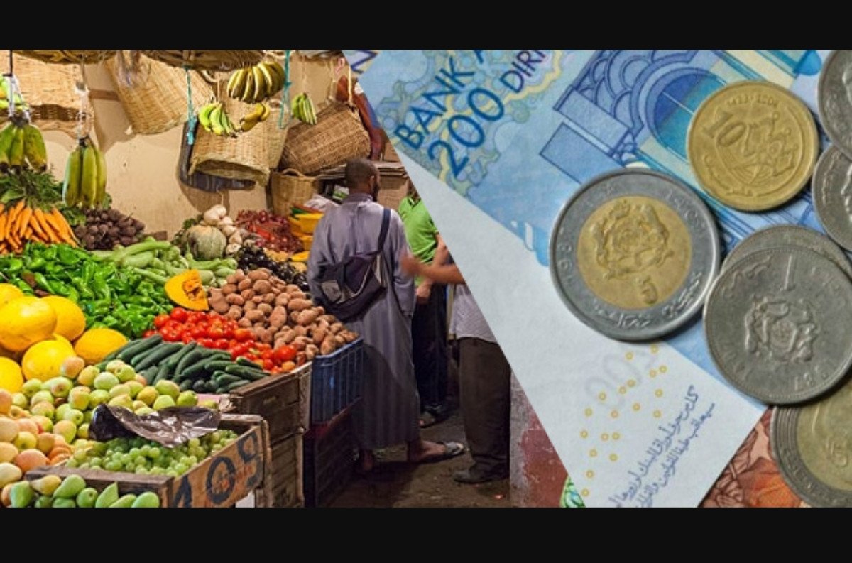ارتفاع الأسعار في رمضان: المرصد المغربي لحماية المستهلك يحذر من المضاربة ويطالب بتدخل عاجل 3 صورة تظهر سلة تسوق فارغة أو ميزان يرمز لارتفاع الأسعار في الأسواق المغربية خلال شهر رمضان.