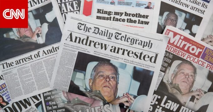 مستقبل العرش البريطاني: تقارير تشير إلى دراسة استبعاد الأمير أندرو من خط الخلافة 9 صورة للأمير أندرو، دوق يورك، في مناسبة ملكية، مع إشارة إلى الجدل حول ترتيب ولاية العرش.