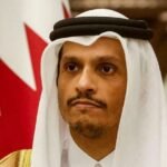 صورة تعبيرية لمجموعة من الأعلام الدولية أو خريطة العالم ترمز للتطورات العالمية