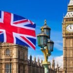 صورة للأمير أندرو، دوق يورك، بعد إطلاق سراحه من قبل الشرطة البريطانية.