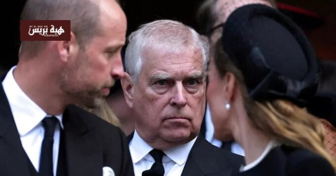 تفتيش منزل الأمير أندرو: تطورات جديدة في قضية علاقته بجيفري إبستين 9 صورة للأمير أندرو أو منزله أثناء التحقيق