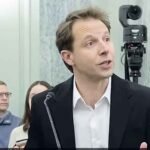 أبرز التطورات الدولية: من الأسلحة الغامضة إلى قضايا القصور الملكية 2 صورة تجمع لعدة أحداث دولية متفرقة تعكس تعقيدات المشهد العالمي