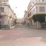 صورة لمدينة القصر الكبير بعد إخلاء شوارعها كإجراء احترازي ضد الفيضانات المتوقعة.