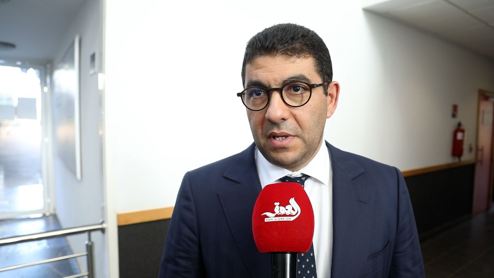 محمد المهدي بنسعيد يتحدث في ندوة صحفية حول قانون المجلس الوطني للصحافة وتعديلاته الدستورية.