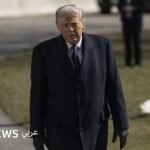 توتر نووي متصاعد: ترامب يعلن عدم رضاه عن مفاوضات إيران وعُمان تكشف عن “اختراق” بشأن اليورانيوم 6 صورة تعكس التوترات الدبلوماسية والنووية بين الولايات المتحدة وإيران، مع تدخل عُمان كوسيط في المفاوضات.