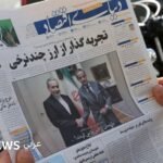 وزير الخارجية الإيراني عباس عراقجي يتحدث في مؤتمر صحفي.