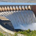 صورة لسد مغربي يمتلئ بالمياه بعد الأمطار الأخيرة
