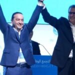 صورة للملك محمد السادس ومحمد شوكي وعزيز أخنوش