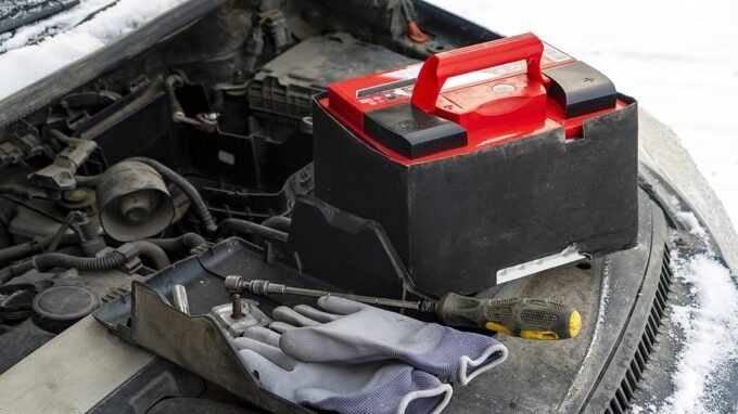 ثورة في تخزين الطاقة: بطارية مبتكرة تتحدى أقصى الظروف الجوية 4 صورة توضيحية لبطارية كهربائية مبتكرة تعمل بكفاءة في درجات حرارة منخفضة للغاية.