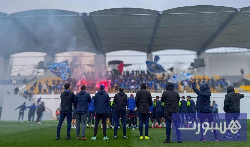 صورة لجمهور اتحاد طنجة في الملعب الكبير بطنجة