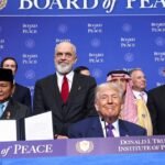 الرئيس الأمريكي دونالد ترامب يستضيف اجتماع مجلس السلام الافتتاحي في واشنطن العاصمة.