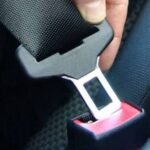 حزام الأمان في سيارة أجرة