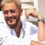 صورة تجمع الفنانين سعد لمجرد وفضل شاكر تعبر عن الصداقة والدعم المتبادل