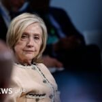 هيلاري كلينتون تدلي بشهادتها أمام لجنة الرقابة في مجلس النواب بالولايات المتحدة حول قضية إبستين