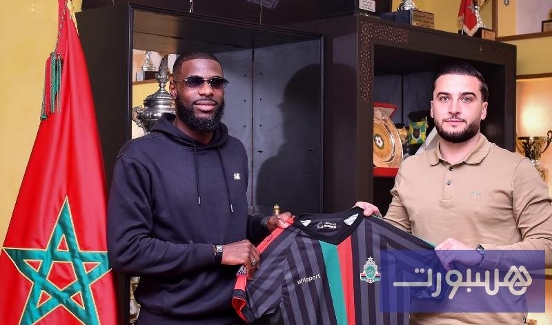 الجيش الملكي يضم المهاجم الفرنسي-الكونغولي غايتان لورا في صفقة شتوية 3 غايتان لورا، المهاجم الجديد لنادي الجيش الملكي لكرة القدم