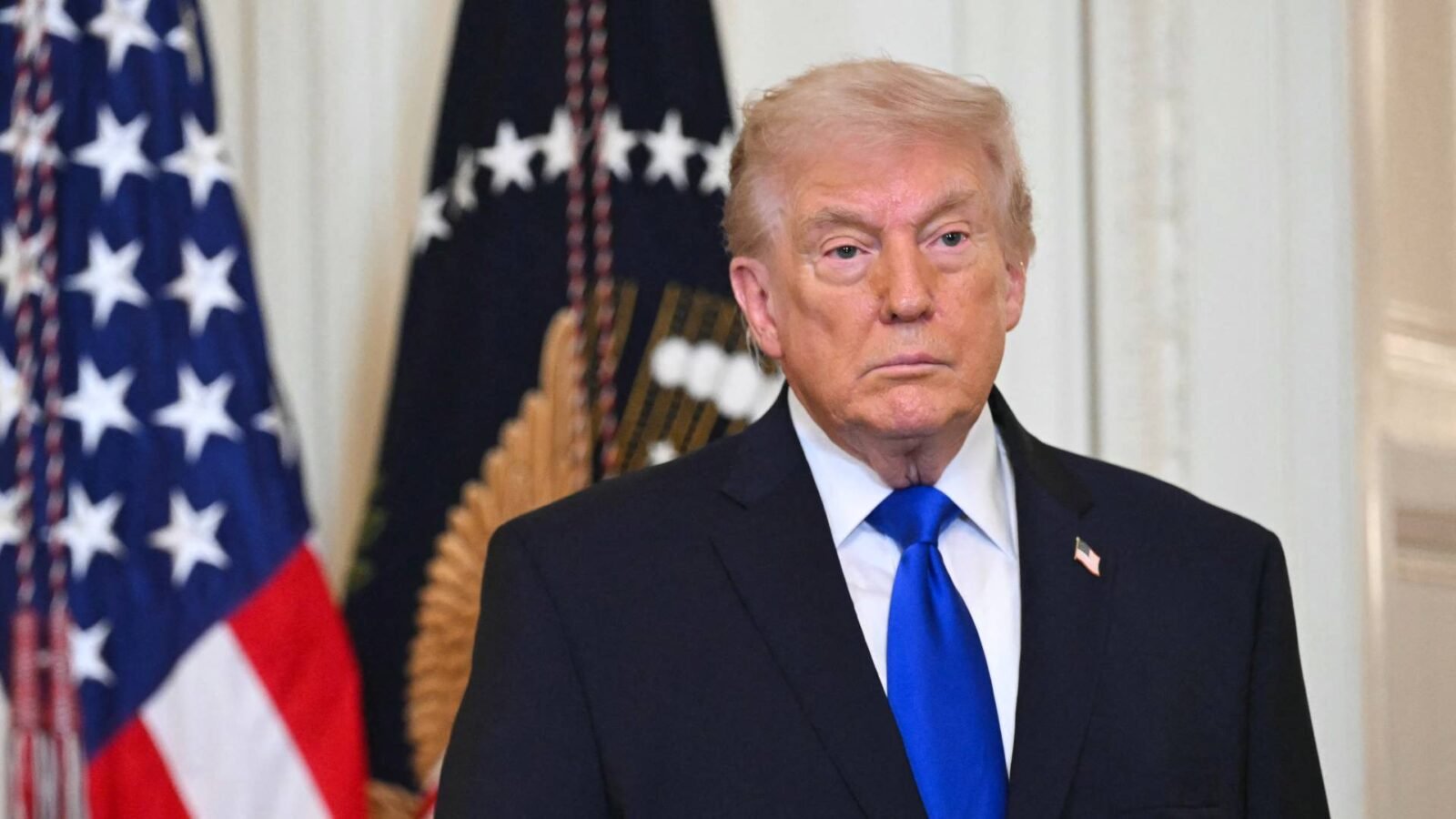 ضحايا إبستين يواجهن ترمب مباشرة: تصعيد سياسي في خطاب حالة الاتحاد 3 الرئيس دونالد ترمب ونائبة الكونغرس براميلا جايابال وضحايا قضية إبستين