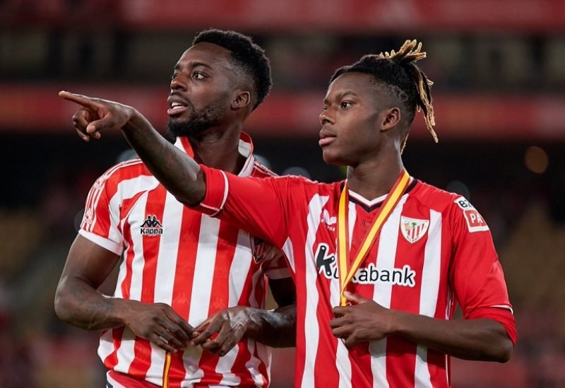 احتفال لاعبي أتلتيك بيلباو بعد الفوز في كأس ملك إسبانيا