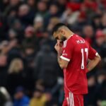 محمد صلاح يتلقى تعازي الاتحاد المصري لكرة القدم بوفاة جده