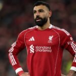 صورة لخزانة ألقاب محمد صلاح التي استعرضها زميله ميلوس كيركيز على إنستغرام، تظهر جوائز فردية وجماعية.