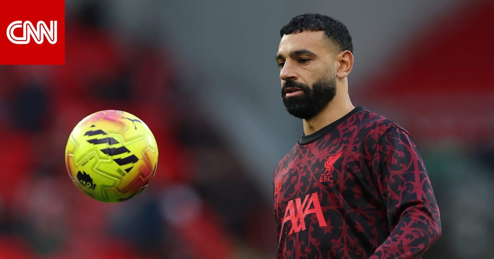 محمد صلاح يزين منزله بزينة رمضان