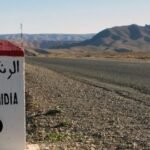 صورة لمشهد من مسلسل تلفزيوني مغربي يثير جدلاً حول تمثيل مدينة الرشيدية.