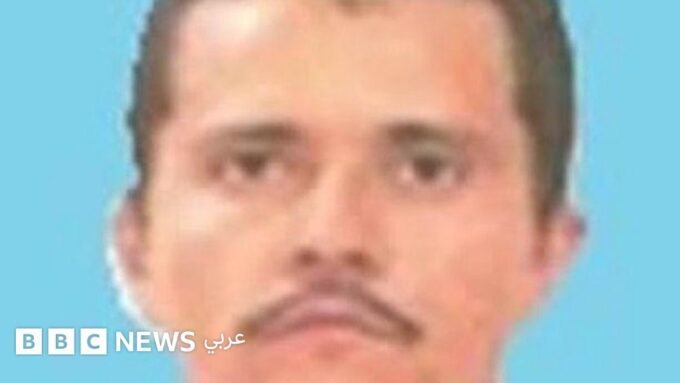 صورة أرشيفية لزعيم كارتل خاليسكو الجيل الجديد "إل مينتشو" صادرة عن إدارة مكافحة المخدرات الأمريكية.