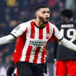 Ismael Saibari célébrant une passe décisive pour le PSV Eindhoven lors de la victoire 3-1 contre Heerenveen en Eredivisie.