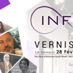 Diverses œuvres d'art contemporain, incluant peintures et sculptures, exposées dans la galerie Living 4 ART à Casablanca, sous le thème 'Infini'.