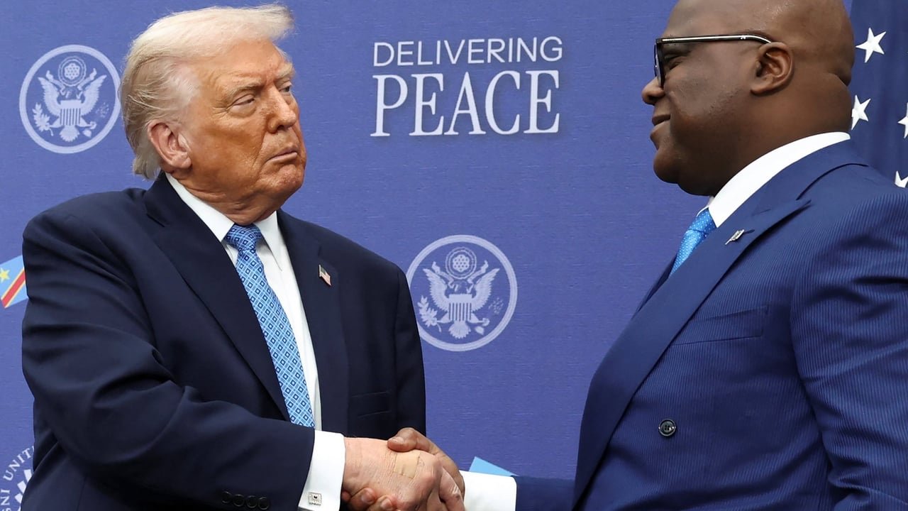 Le président américain Donald Trump et son homologue congolais, Félix Tshisekedi, lors d'une rencontre à Washington, symbolisant l'importance stratégique des minerais congolais et les discussions sur la paix dans l'Est de la RDC.
