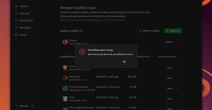Ubuntu errors on screen, illustrating system failures.
