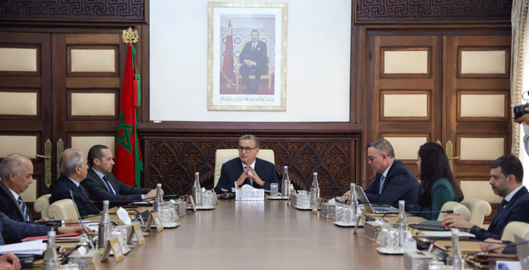 Aziz Akhannouch présidant la réunion du Conseil d’administration de l’Agence nationale de soutien social (ANSS)