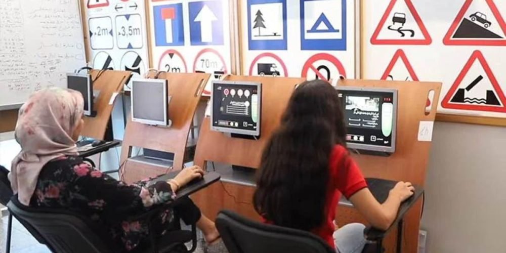 Candidat marocain passant l'examen de conduite