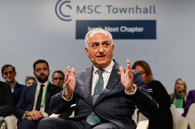 Reza Pahlavi plaide auprès de