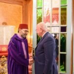 Sa Majesté le Roi Mohammed VI recevant M. Ross McInnes, président du Conseil d'Administration du Groupe Safran, au Palais Royal de Casablanca.