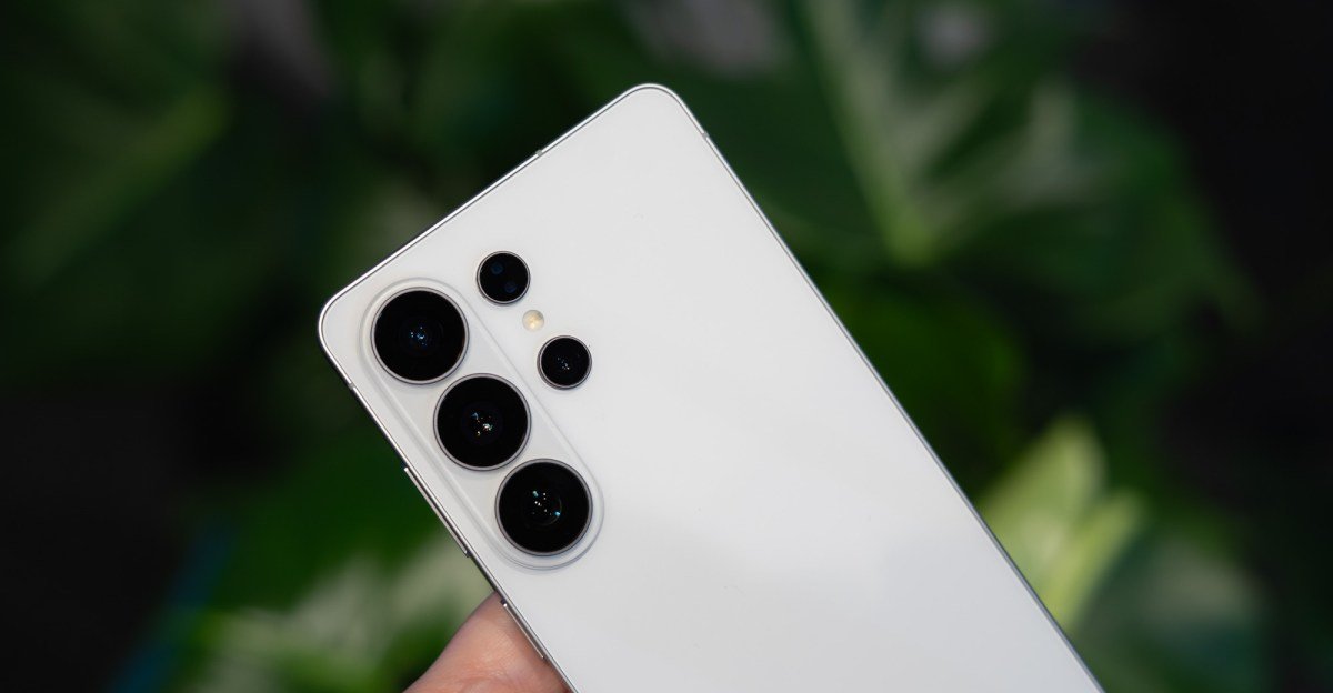 Samsung executives discussing AI deepfakes and digital authenticity at a Q&A panel