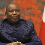 Le Président burundais Évariste Ndayishimiye, nouvellement à la tête de l'Union Africaine, lors d'une apparition officielle.