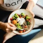 Fueling Your Mind: Top Diets for Optimal Brain Health 4 A vibrant plate of healthy food, symbolizing brain-boosting nutrition