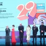 Maryam Touzani, réalisatrice du film 'Calle Málaga', lors de la cérémonie d'ouverture du Festival du cinéma en espagnol de Málaga, mettant en lumière le cinéma marocain.