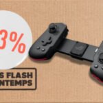 La manette pliable Asus ROG Tessen Mobile Controller, ouverte avec un smartphone inséré, et une vue de la manette repliée pour illustrer sa compacité et son design élégant avec éclairage RGB.