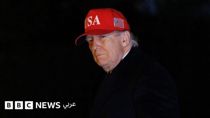 الرئيس الأمريكي دونالد ترامب يصل إلى البيت الأبيض، في واشنطن العاصمة