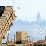 تركيا تعلن اعتراض صاروخ باليستي إيراني: الناتو يتدخل لحماية الأجواء 4 نظام دفاع جوي يعترض صاروخاً باليستياً في سماء الليل