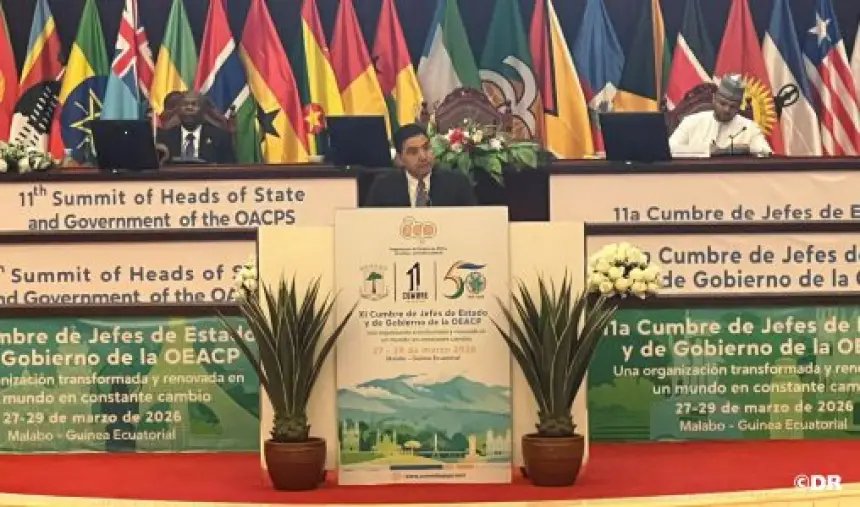 الوزير ناصر بوريطة يلقي كلمة خلال قمة منظمة دول إفريقيا والكاريبي والمحيط الهادئ في مالابو، غينيا الاستوائية.