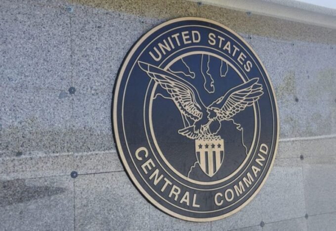 تصعيد إقليمي: واشنطن تستهدف منصات الصواريخ الإيرانية ومراكز القيادة في ضربات دقيقة 1 صورة لمنصات إطلاق صواريخ أو غارة جوية تستهدف منشآت عسكرية