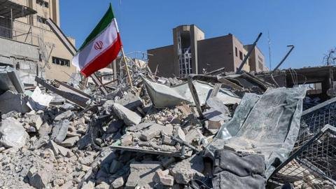 العلاقات الأمريكية الإيرانية