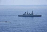 المدمرة البريطانية إتش إم إس دراغون تبحر في البحر الأبيض المتوسط