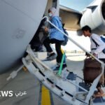 طائرة إخلاء إماراتية في مطار بورتسودان