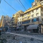 صورة لمبنى تابع للهلال الأحمر الإيراني يظهر عليه آثار الأضرار بعد الغارات الأخيرة.